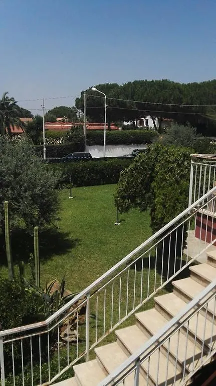 Al 9 Villa Arenella  Italy